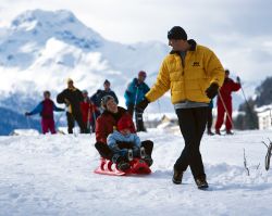 Kinderskikurse im Familienurlaub